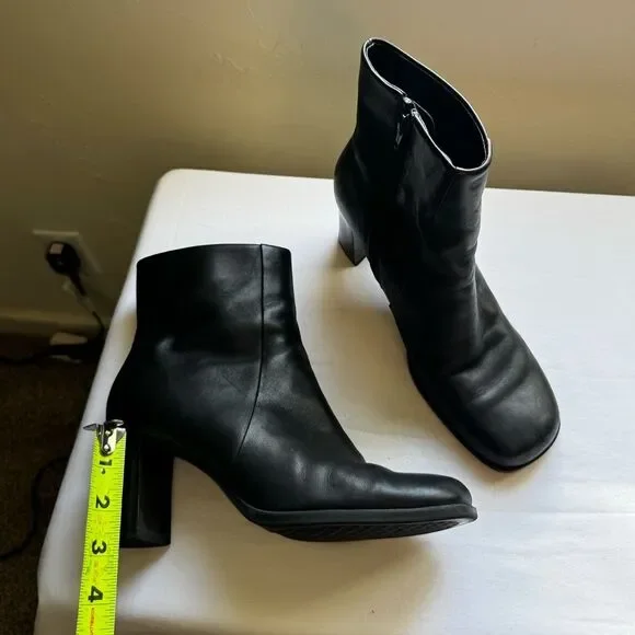 Hillard & Hanson 90s Leather Chunky Block Heel, Square Toe Boots Size 8